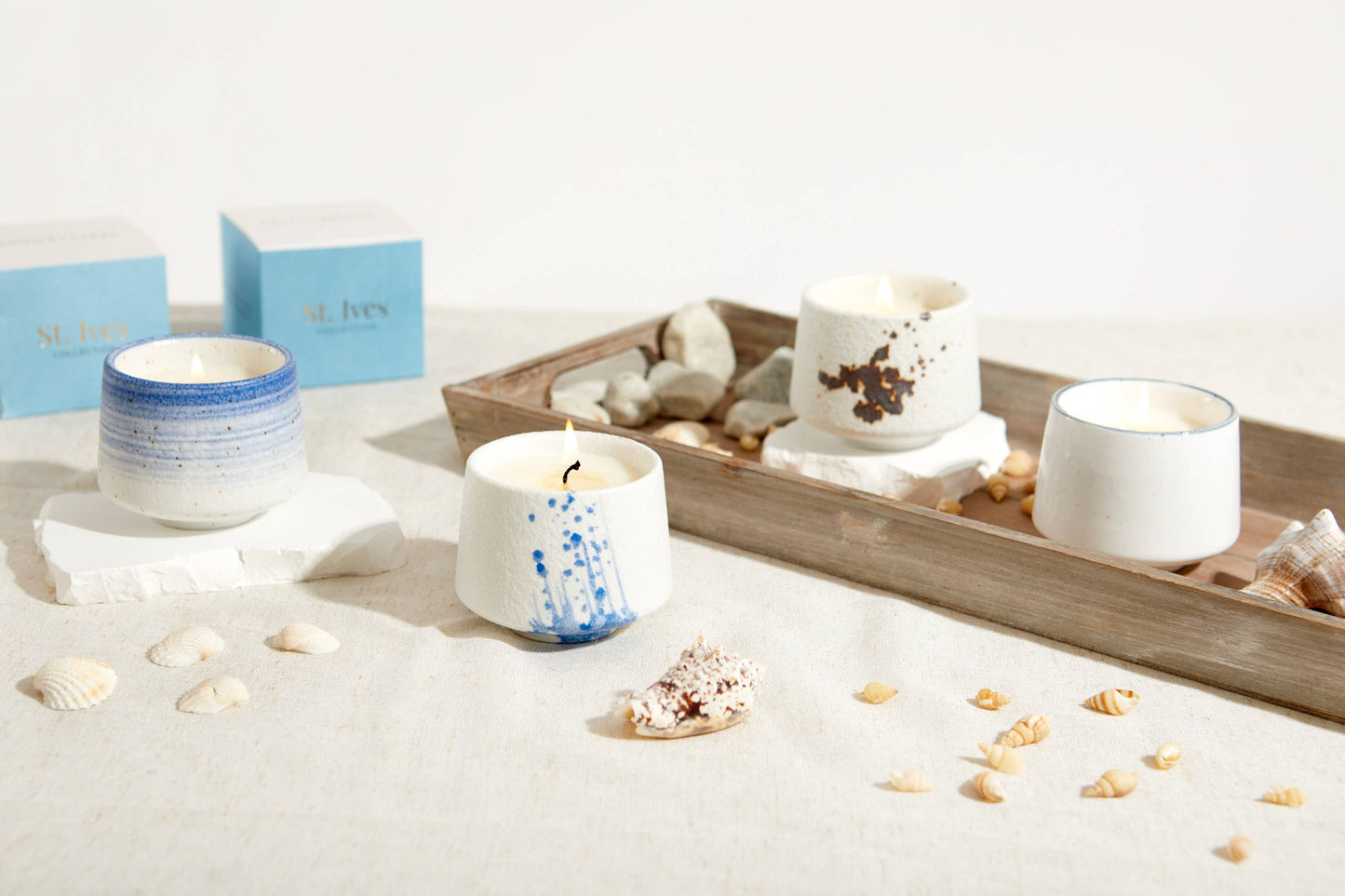 St Ives: Holywell Bay Candle - Lime, Basil & Mandarin